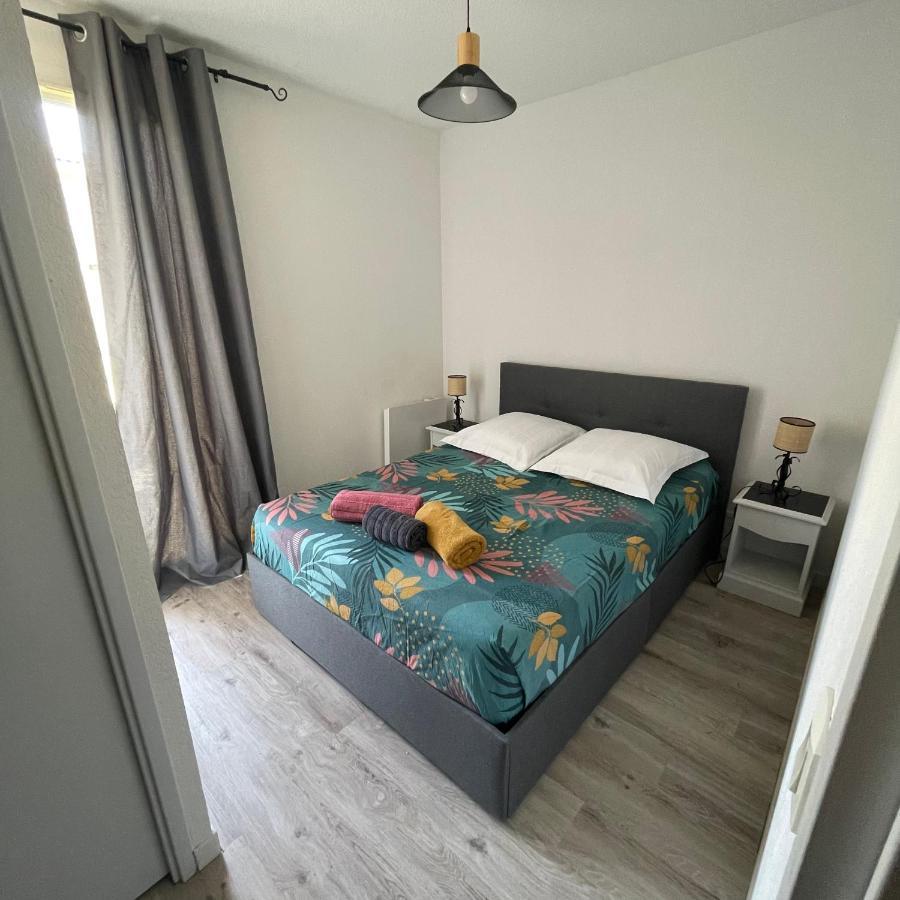 Maison Plain Pied Avec Climatisation Dans Une Residence Privee Avec Piscine Saint-Saturnin-lès-Avignon 외부 사진